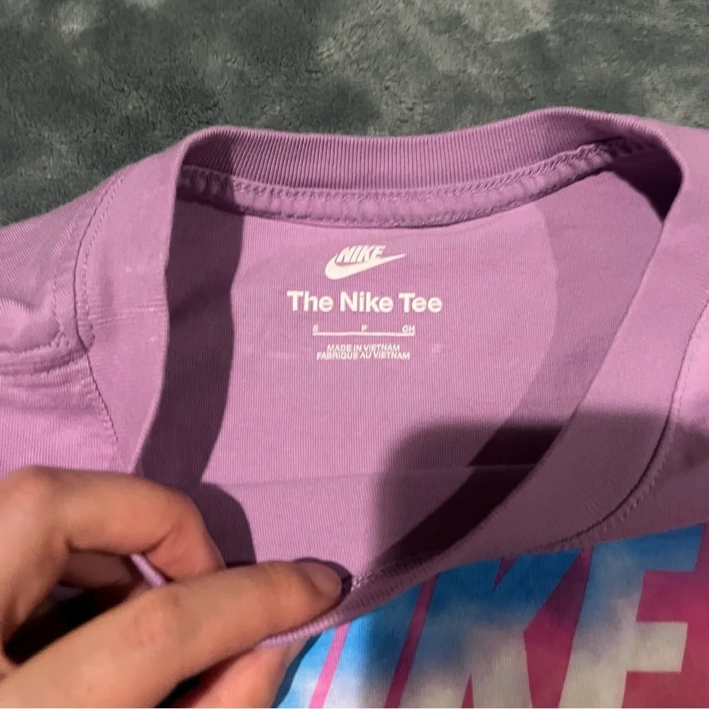 Nike Lavender Tee with‎ Blue and Pink Accents